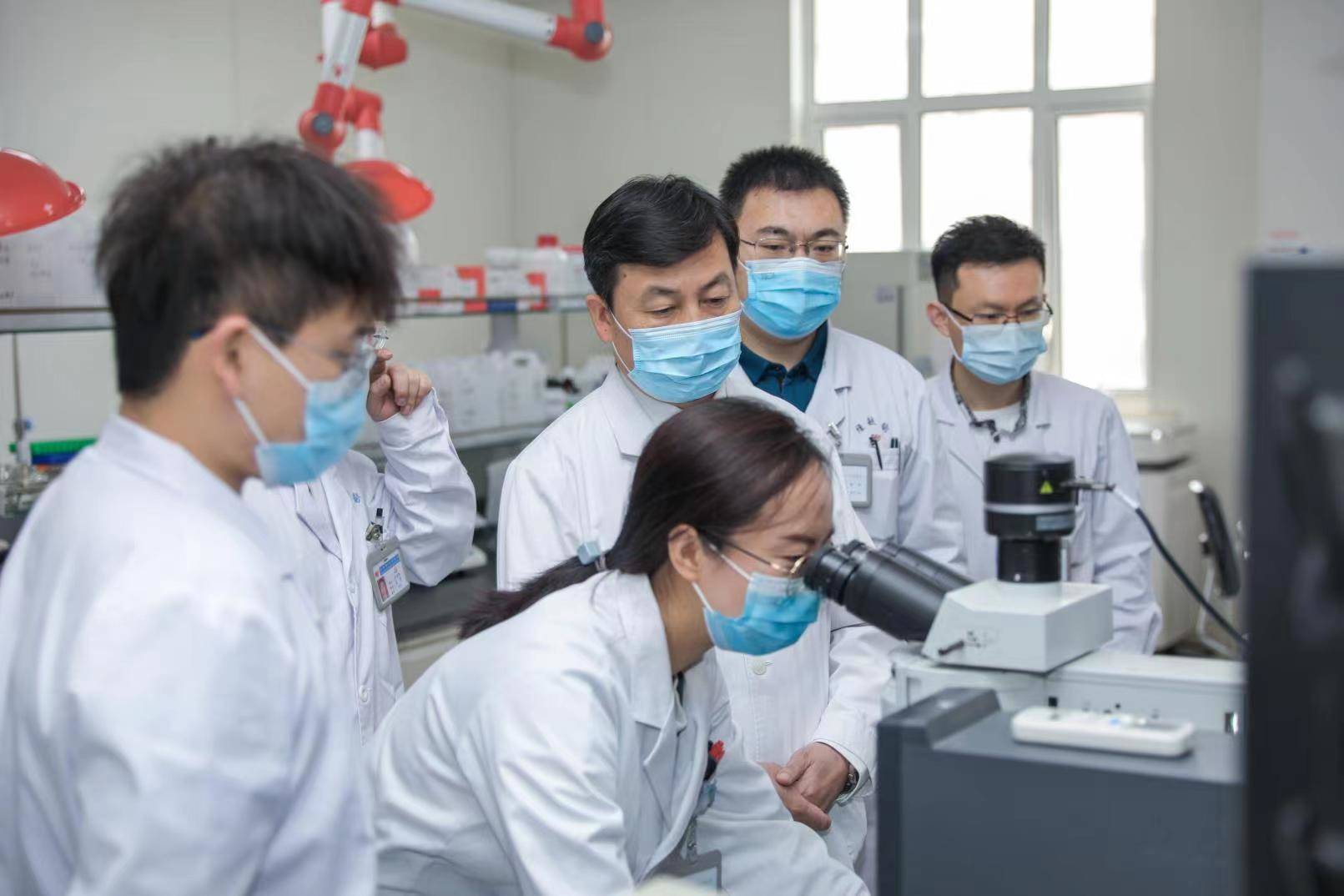 煙臺毓璜頂醫院兩項干細胞臨床研究在國家衛健委成功備案，科研創新邁上新臺階